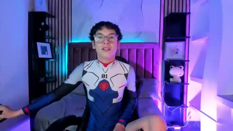 Sthepano  online show from 15, 6, 2026