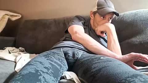 Snapshot of stickymouse45 chatting on 21, 12, 2025 stickymouse45 online show from 21, 12, 2025