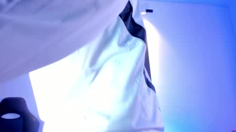 Snapshot of stiiveen_24cm chatting on 25, 10, 2025 Stiven brendan online show from 25, 10, 2025