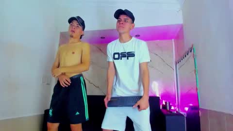 friends online show from 3, 11, 2025