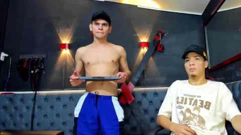 friends online show from 1, 12, 2025