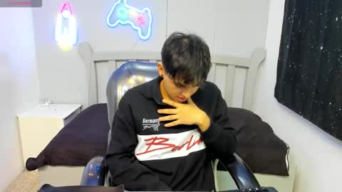 Stiwen online show from 15, 11, 2025