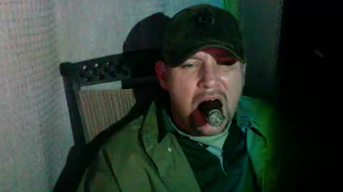 Snapshot of stogiestud69 chatting on 28, 9, 2025 stogiestudcountryboy online show from 28, 9, 2025