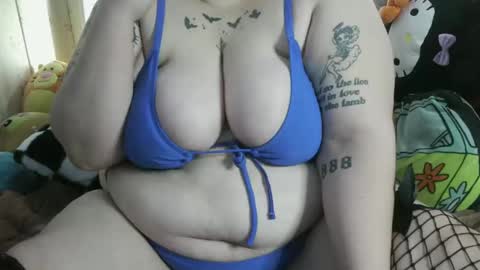 stonedbbw01 online show from 18, 11, 2025