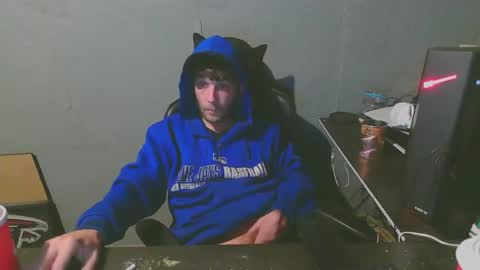 stonedpanda77 online show from 2, 1, 2025