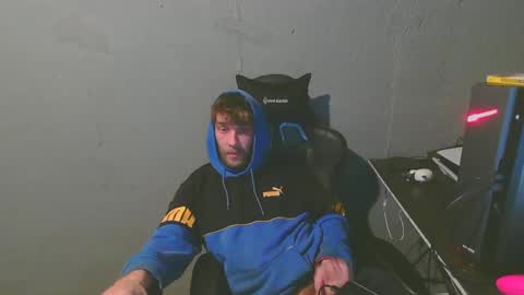 stonedpanda77 online show from 14, 1, 2025