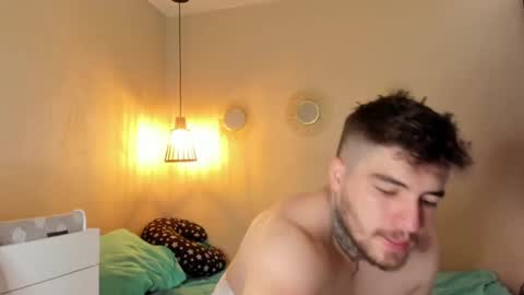 Snapshot of stoneepaul chatting on 26, 1, 2025     --free-- online show from 26, 1, 2025