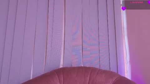 Snapshot of stonned_candy chatting on 27, 7, 2026 Liz online show from 27, 7, 2026