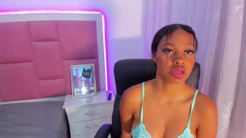 Sweety Stormi  online show from 5, 12, 2024