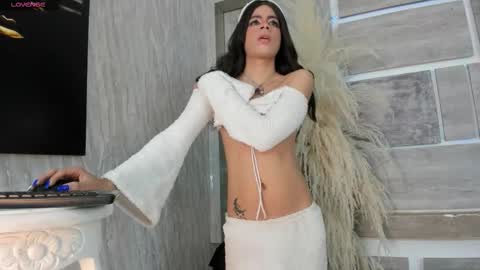 stormluna_22 online show from 18, 1, 2026