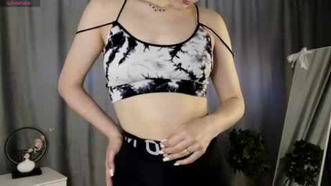 Snapshot of stormymuse chatting on 5, 6, 2026 Luna online show from 5, 6, 2026