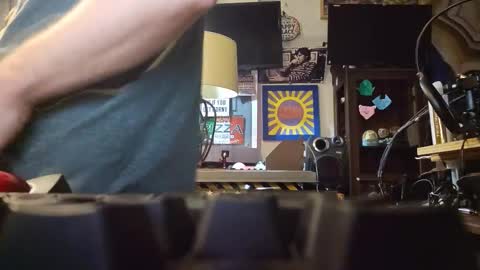 Str8 online show from 15, 11, 2025