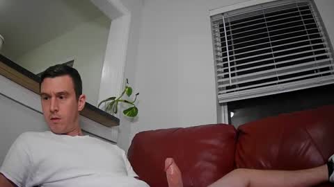 Snapshot of str8stuntcox chatting on 3, 10, 2025 Str8StuntCox online show from 3, 10, 2025