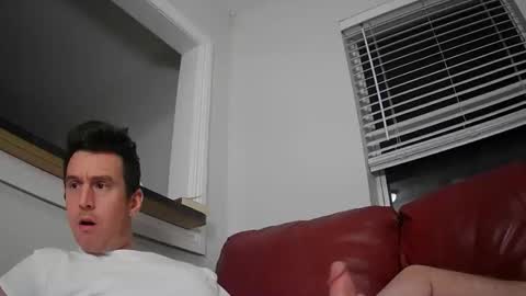 Snapshot of str8stuntcox chatting on 25, 10, 2025 Str8StuntCox online show from 25, 10, 2025