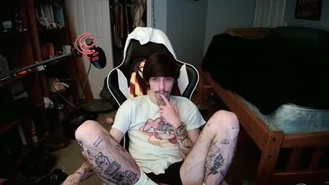 str8whiteboy21 online show from 19, 2, 2025