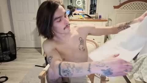 str8whiteboy21 online show from 17, 2, 2026