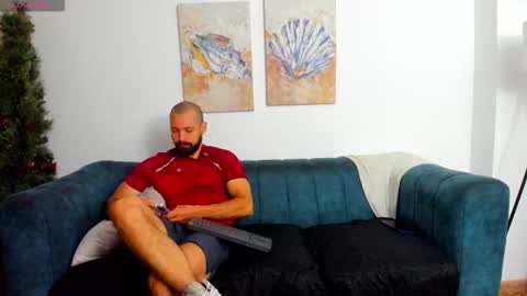 straight__friends online show from 4, 3, 2026