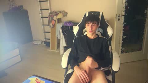 Ray online show from 19, 12, 2025