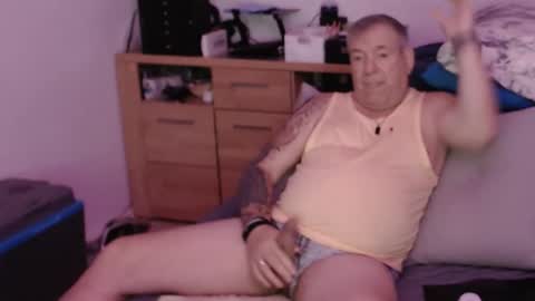 Stranger online show from 28, 9, 2025