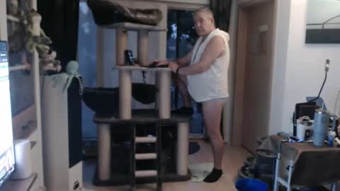 Stranger online show from 8, 10, 2025