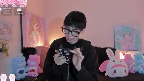 strawberry_kitty_ online show from 6, 2, 2026