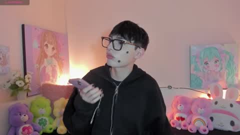 strawberry_kitty_ online show from 13, 3, 2026