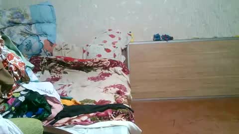 Snapshot of strawberry_storm chatting on 29, 4, 2026 Strawberry Storm online show from 29, 4, 2026