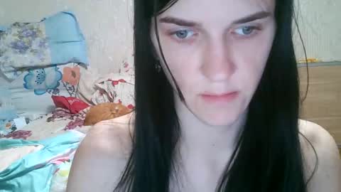 Snapshot of strawberry_storm chatting on 5, 5, 2026 Strawberry Storm online show from 5, 5, 2026