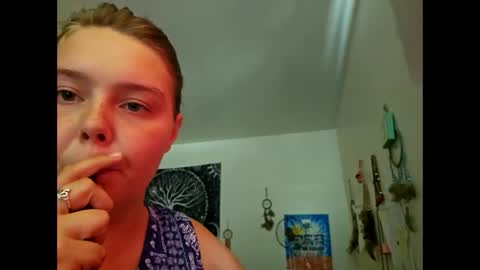 Snapshot of strawberryluv420 chatting on 23, 10, 2025 Strawberry online show from 23, 10, 2025