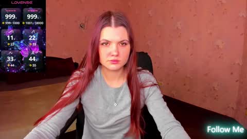 Strawberrylux online show from 5, 3, 2025