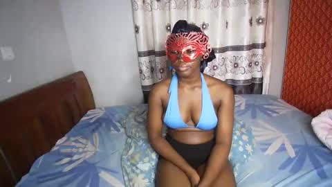 Snapshot of streetlioness chatting on 11, 9, 2025 streetlioness online show from 11, 9, 2025