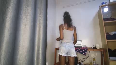 Snapshot of streetlioness chatting on 19, 9, 2025 streetlioness online show from 19, 9, 2025