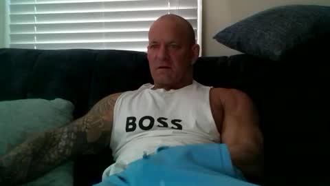StrongAndHard online show from 21, 11, 2025