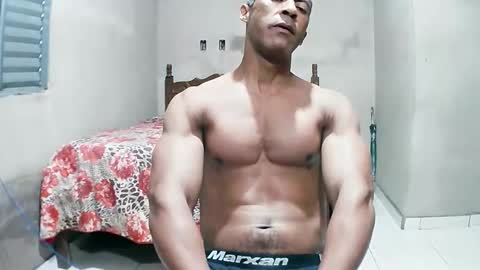 strongdaddyfantastic online show from 25, 3, 2026