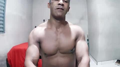 strongdaddyfantastic online show from 31, 3, 2026