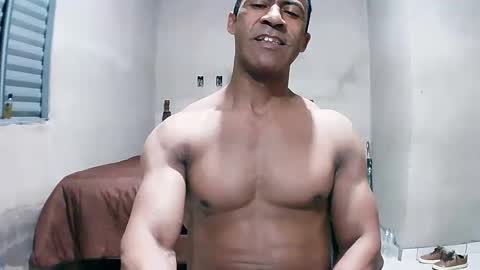strongdaddyfantastic online show from 21, 4, 2026