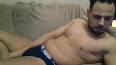 Snapshot of strongfitguy chatting on 22, 12, 2024 Handsome guy online show from 22, 12, 2024