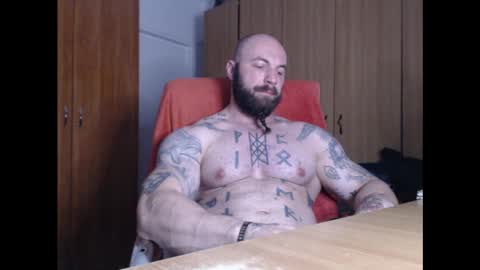 Snapshot of strongivan chatting on 12, 12, 2024 StrongIvan online show from 12, 12, 2024