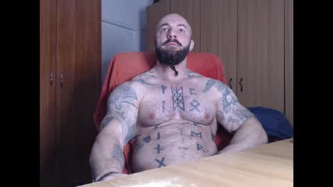 Snapshot of strongivan chatting on 31, 12, 2024 StrongIvan online show from 31, 12, 2024