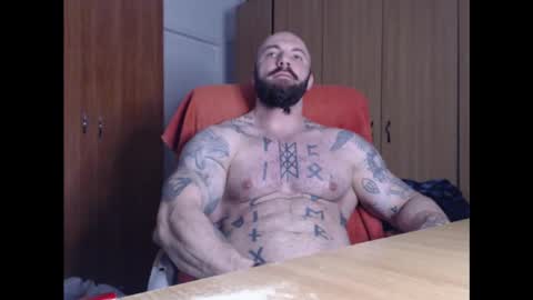 Snapshot of strongivan chatting on 22, 1, 2025 StrongIvan online show from 22, 1, 2025