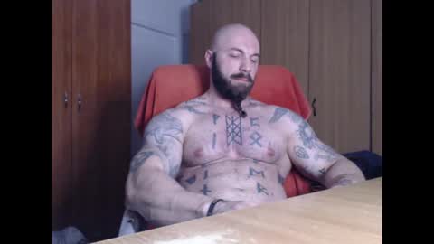 Snapshot of strongivan chatting on 23, 1, 2025 StrongIvan online show from 23, 1, 2025