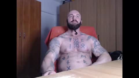 Snapshot of strongivan chatting on 17, 2, 2025 StrongIvan online show from 17, 2, 2025