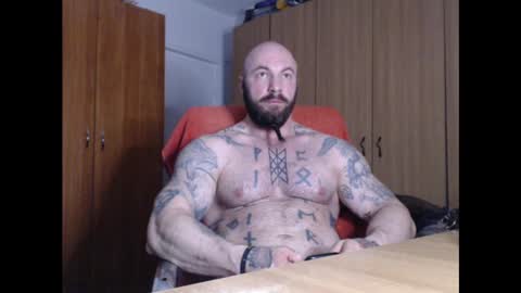 Snapshot of strongivan chatting on 1, 3, 2025 StrongIvan online show from 1, 3, 2025