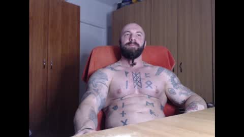 Snapshot of strongivan chatting on 10, 3, 2025 StrongIvan online show from 10, 3, 2025