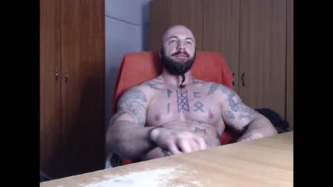 Snapshot of strongivan chatting on 12, 3, 2025 StrongIvan online show from 12, 3, 2025