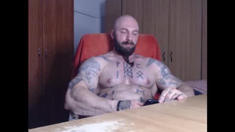 Snapshot of strongivan chatting on 29, 9, 2025 StrongIvan online show from 29, 9, 2025