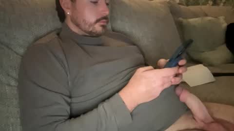 Snapshot of strongman4u2do chatting on 4, 11, 2025 Jay online show from 4, 11, 2025