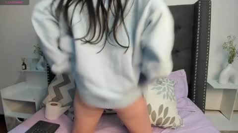 sttrawberry online show from 29, 10, 2025