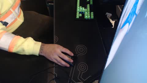 Snapshot of stud69861714 chatting on 17, 9, 2025 stud69861714 online show from 17, 9, 2025