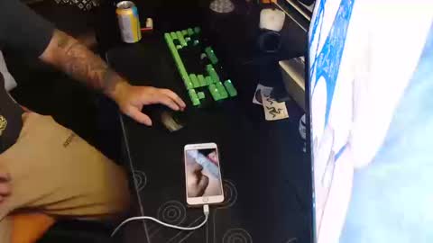 Snapshot of stud69861714 chatting on 17, 10, 2025 stud69861714 online show from 17, 10, 2025